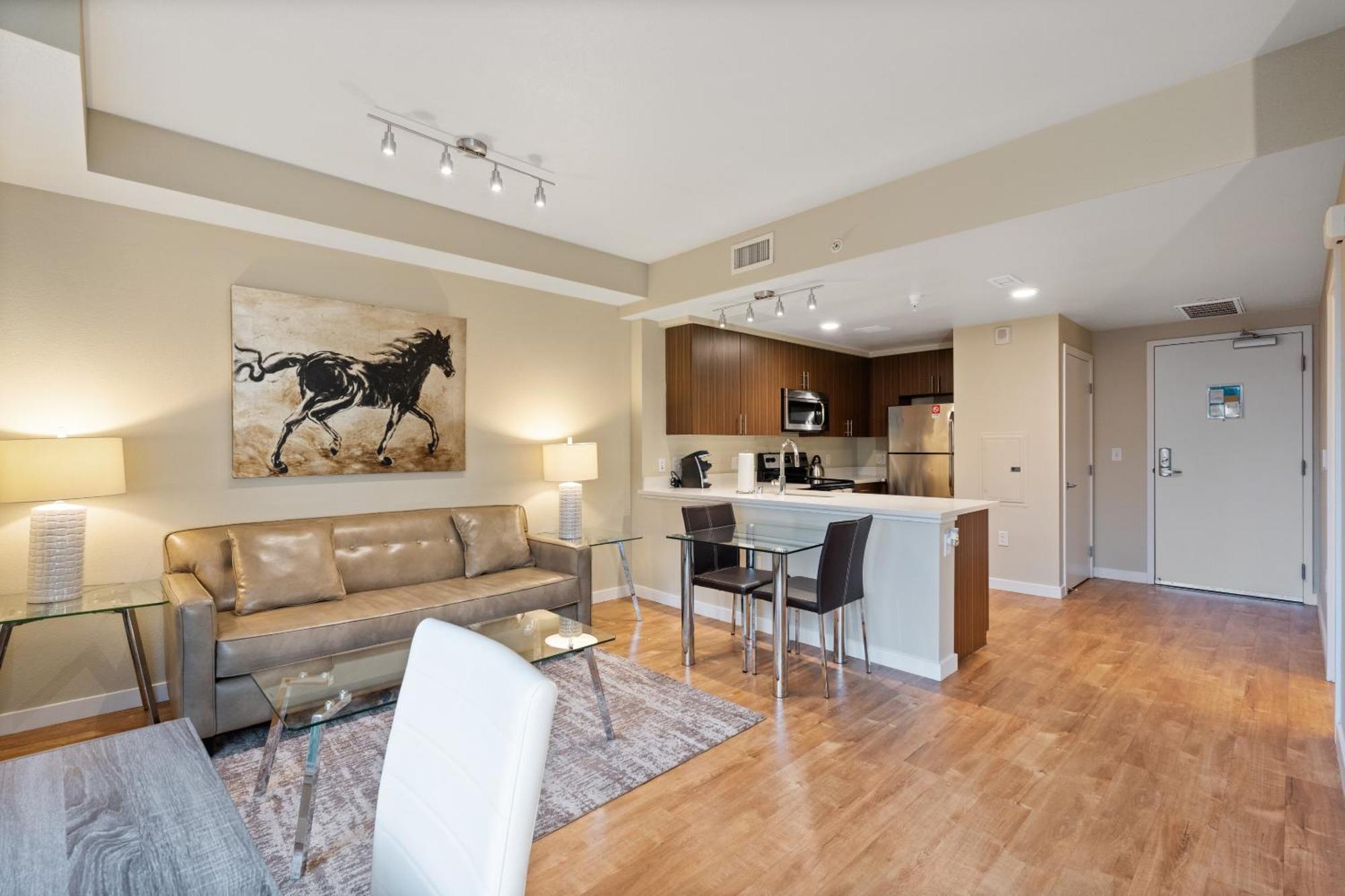 Global Luxury Suites San Jose Downtown 外观 照片